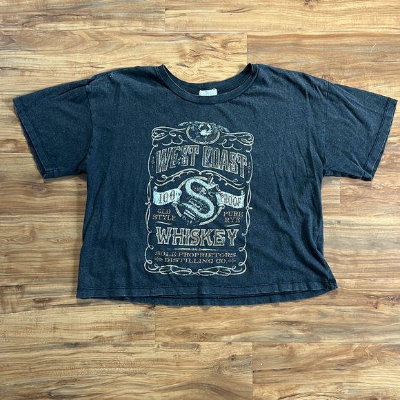 Cropped Tee - Picture 1 of 5